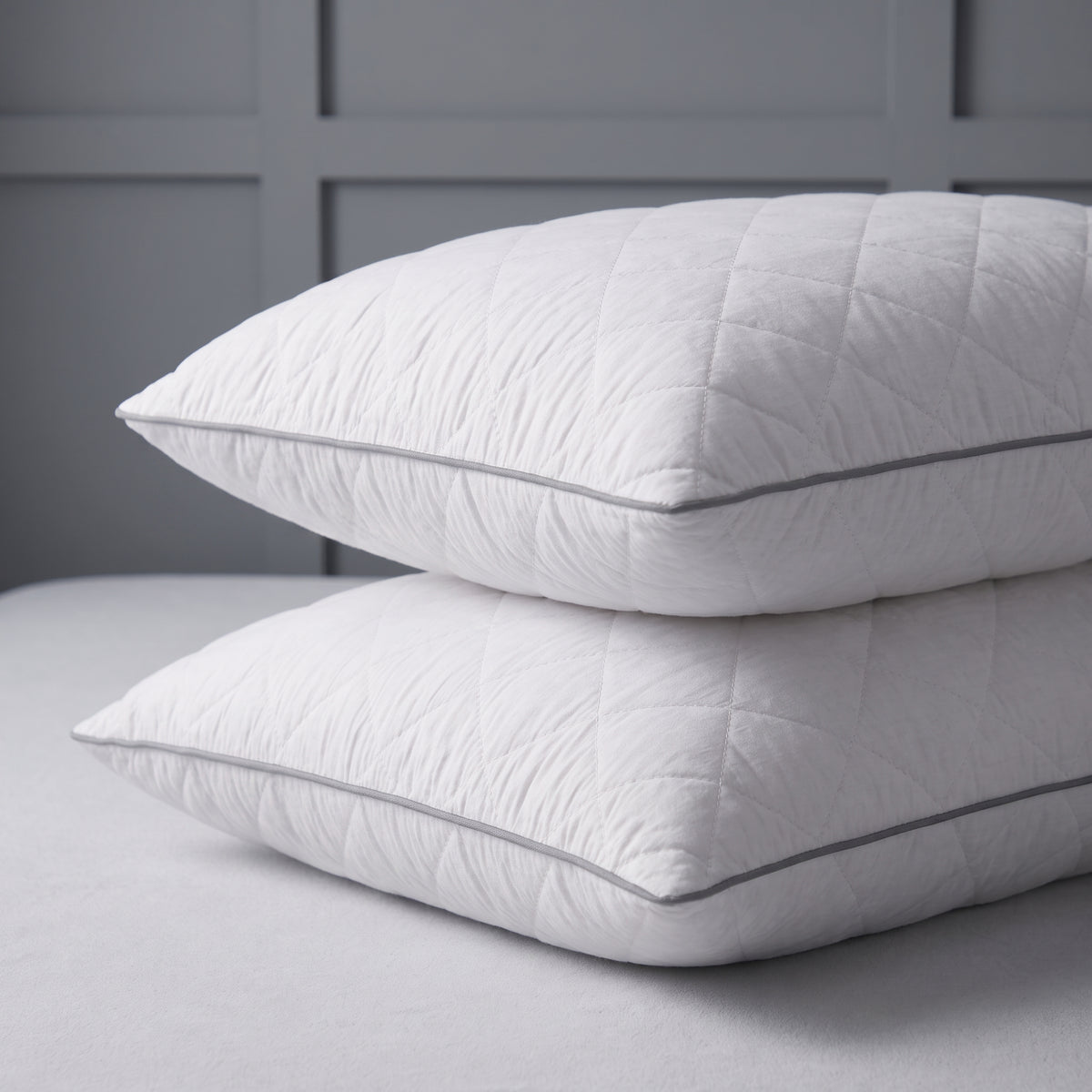threadncloud simple microfiber pillow protectors, pack of 2, 50 × 75 cm